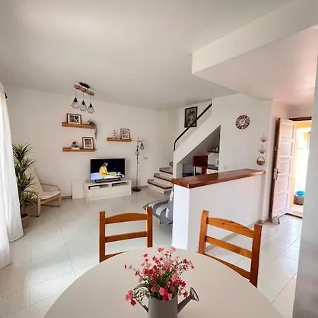Lovely House On The Costa Brava With Pool L' Escala Buitenkant foto