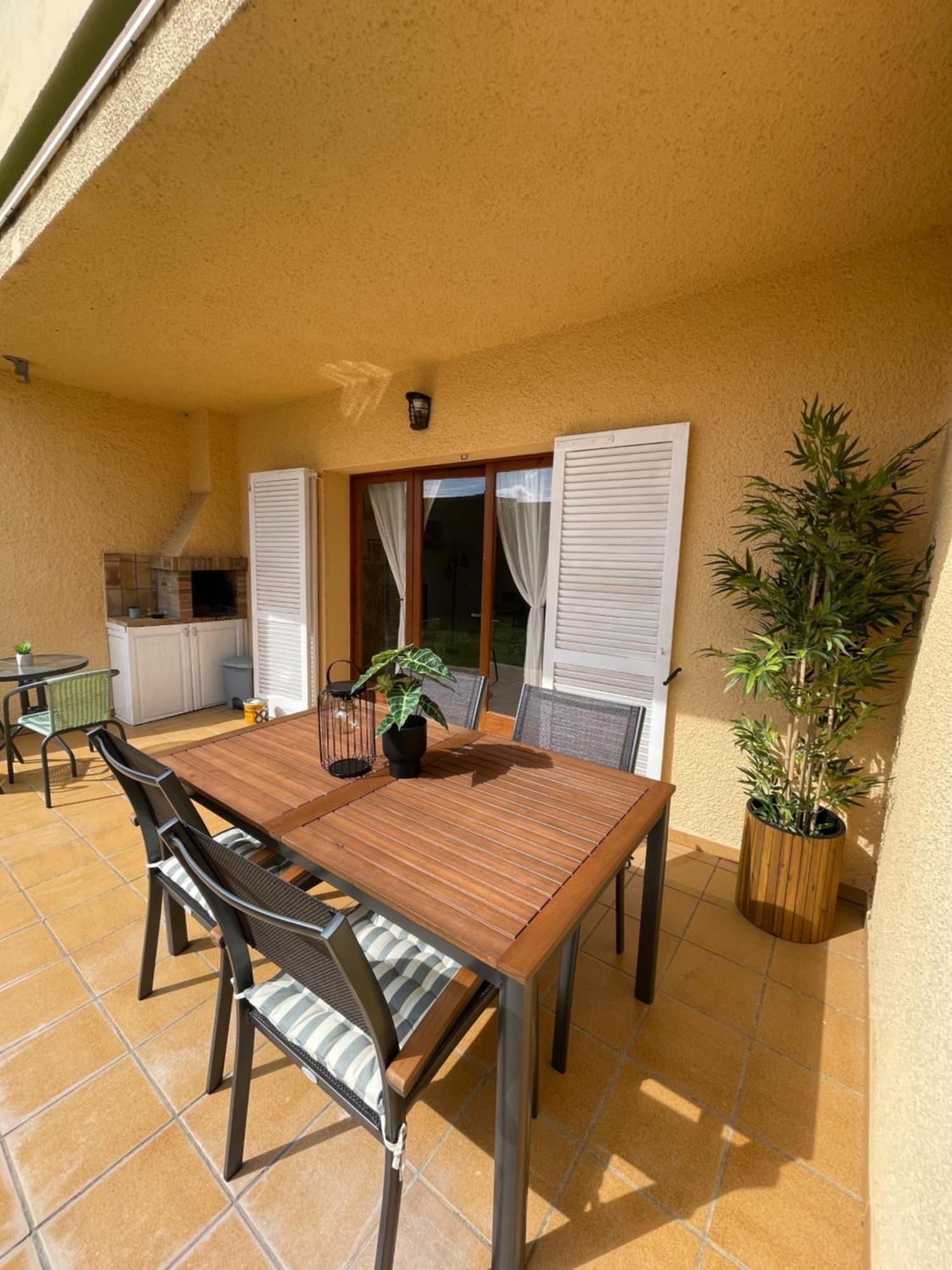 Lovely House On The Costa Brava With Pool